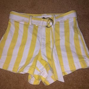 Brand Gap,Size 2 Petite.